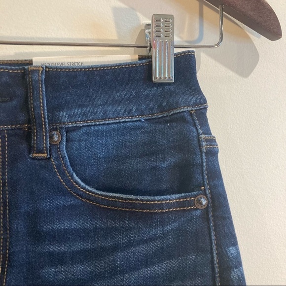 AMERICAN EAGLE  Sz 2 High Rise Mini Denim Jean Skirt Mid-Wash - Picture 4 of 14